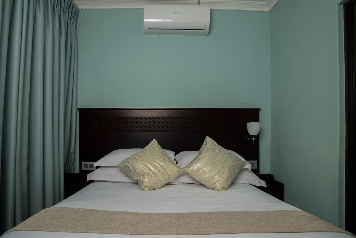 Peaconwood Boutique Villa Palapye Bagian luar foto