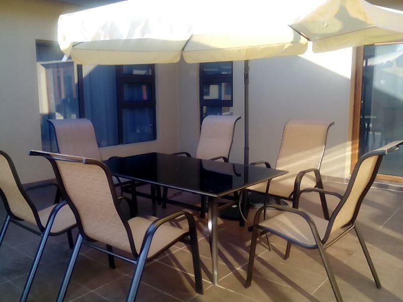 Peaconwood Boutique Villa Palapye Bagian luar foto