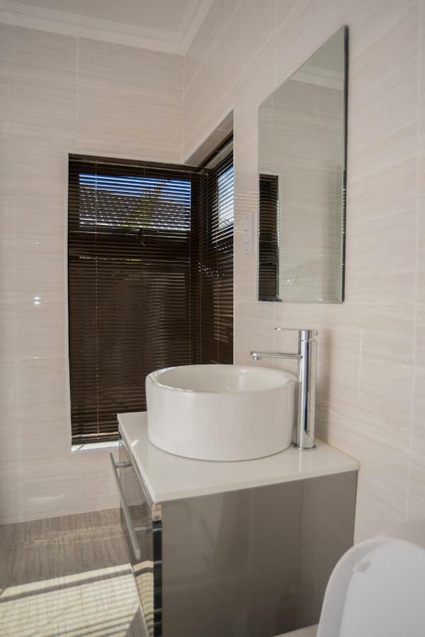 Peaconwood Boutique Villa Palapye Bagian luar foto